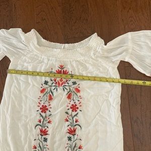 Embroidered Tunic Black Swan